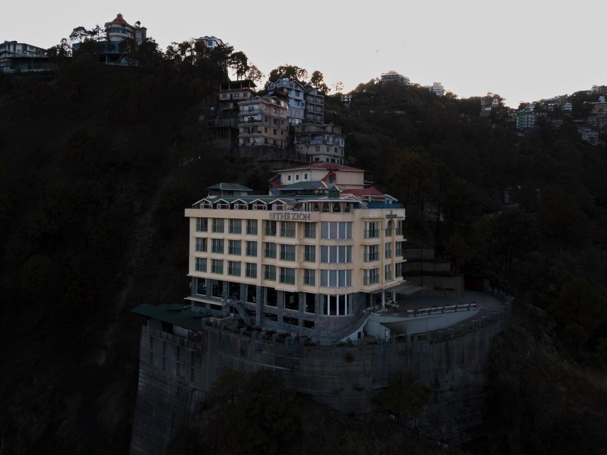 Hotel The Zion Shimla Esterno foto