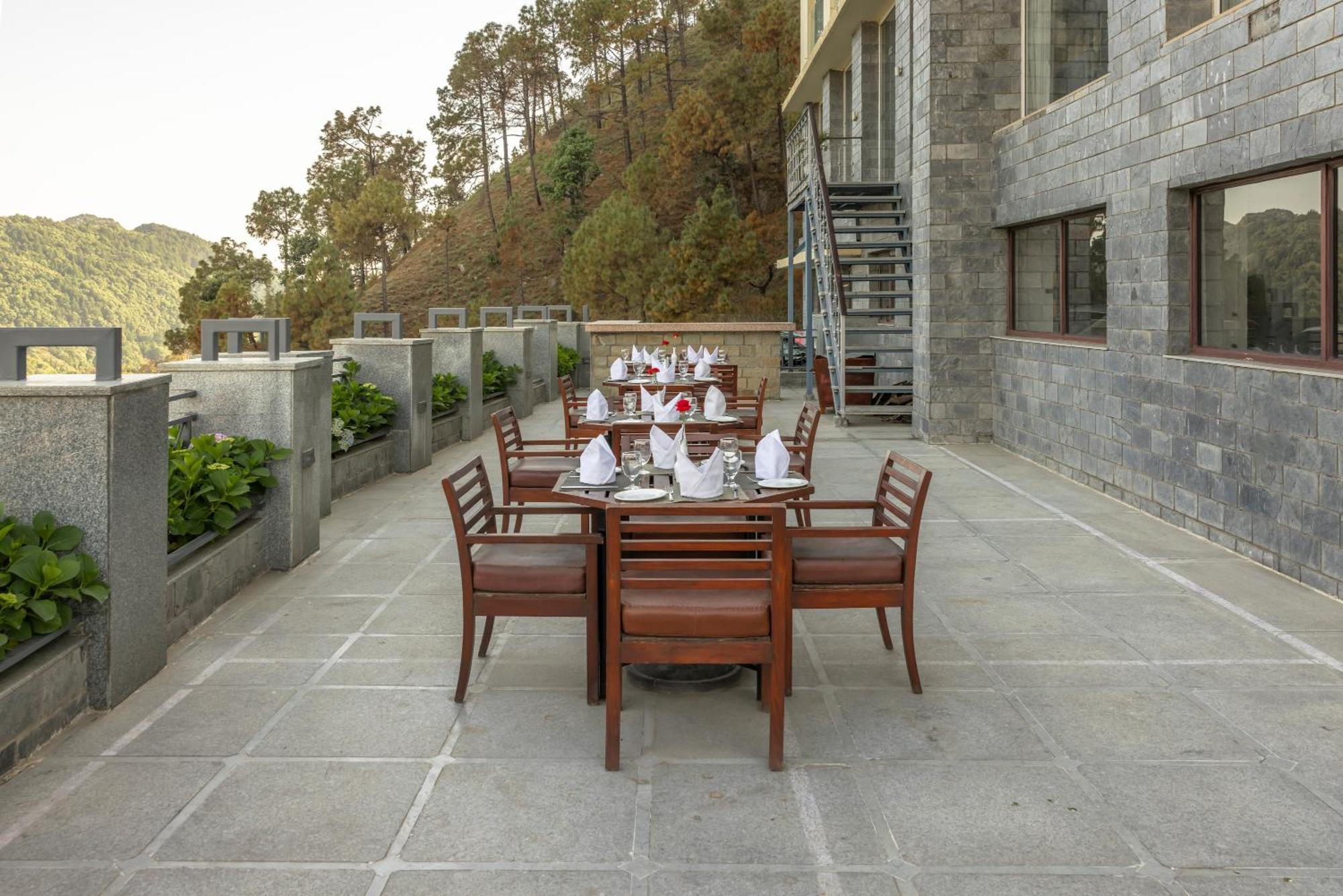 Hotel The Zion Shimla Esterno foto